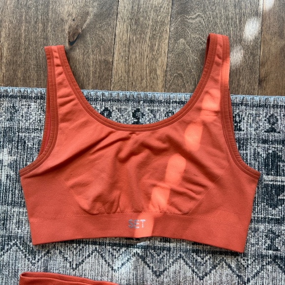 SET ACTIVE women’s seamless bra and biker shorts set size M/L top, XS/S shorts - Picture 2 of 8